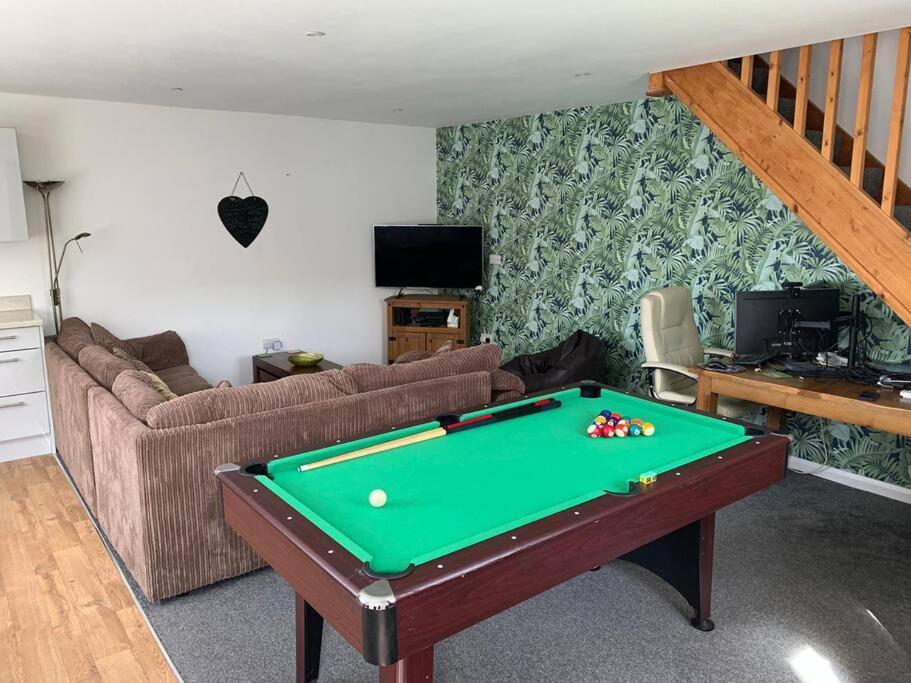 Cute 1 Bedroom House With Pool / Ping Pong Table. บิกเกิลส์เวด ภายนอก รูปภาพ